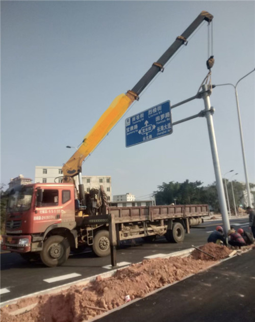 任县设备吊装租赁吊车要用多大吊车