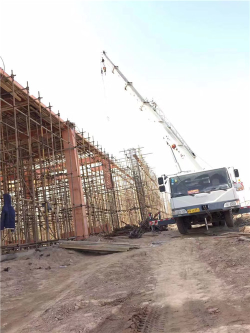 任县25 吨、50 吨吊车怎么选？多大重量 / 半径适合对应车型？