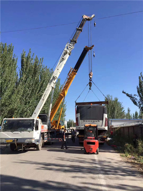 任县港口集装箱搬运案例